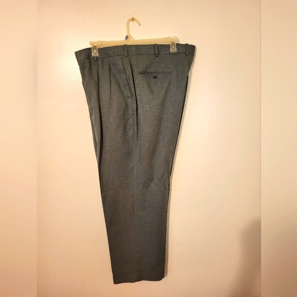 Bolzano two piece suit - Picture 4 of 15